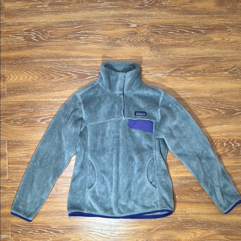 Patagonia Gray and Purple Trim Fleece Snap Top